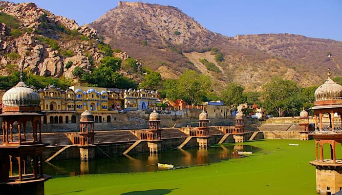 Gurgaon to Alwar Cab